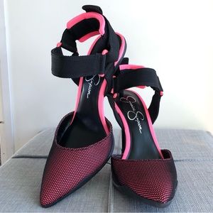 Jessica Simpson RARE Hot Pink Black Heels Ankle detail Show Stopping size 7.5